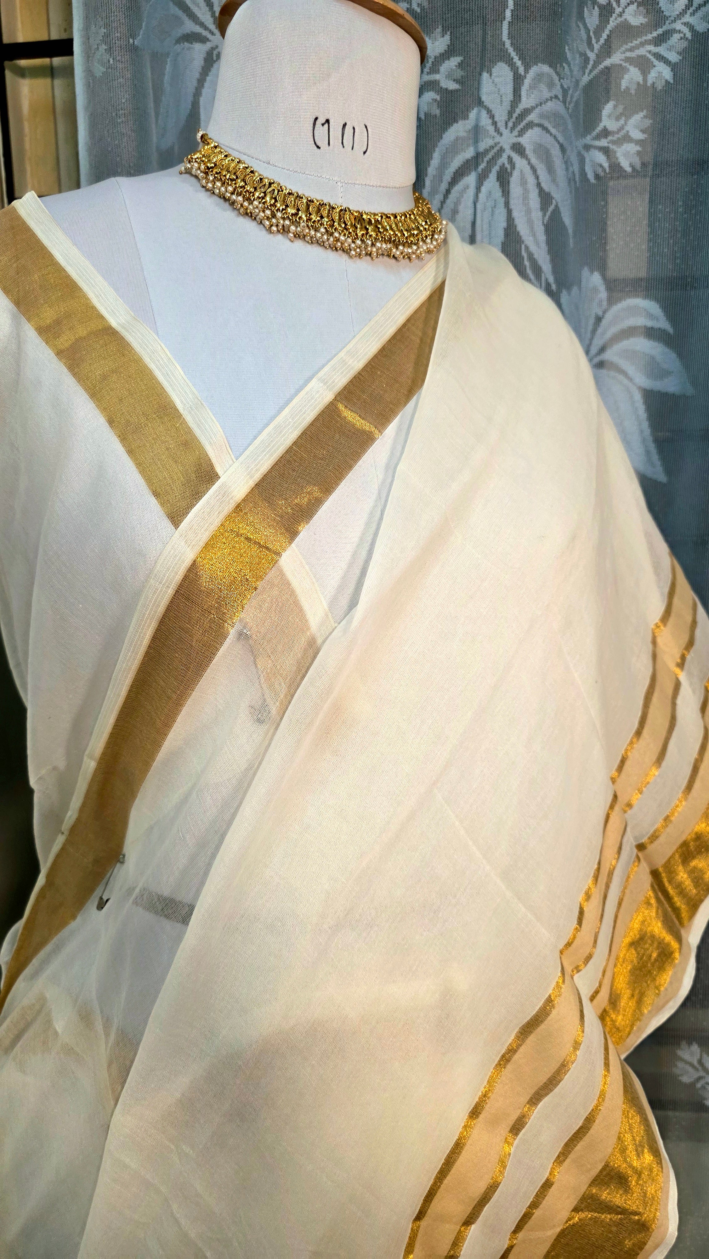 Mulcotton saree with tussels